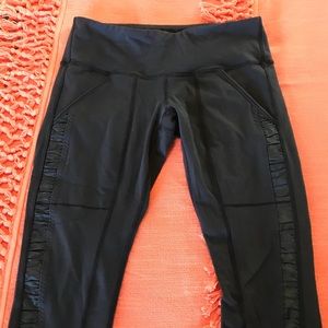 Lululemon navy legging size 8